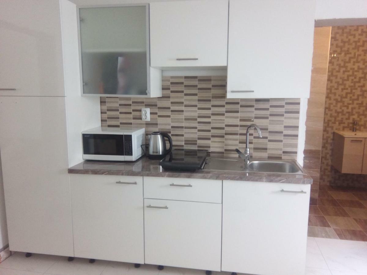 Apartmani Fran Vir Exterior photo