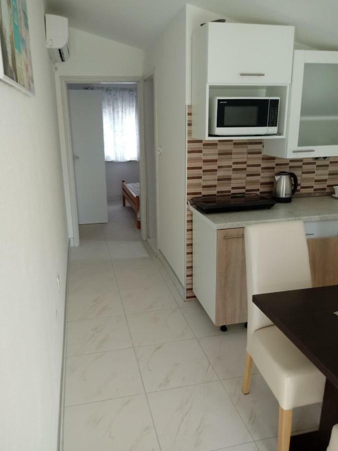Apartmani Fran Vir Exterior photo